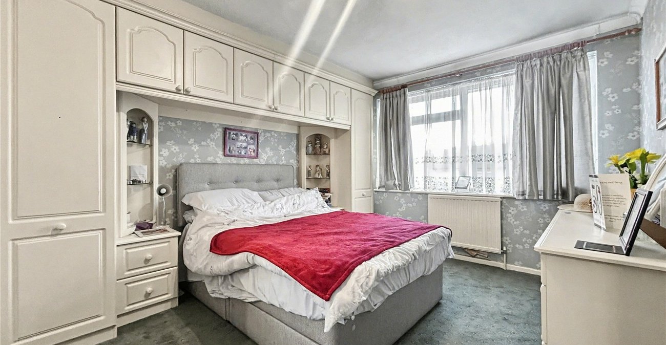 4 bedroom house for sale in Twydall | Robinson Michael & Jackson