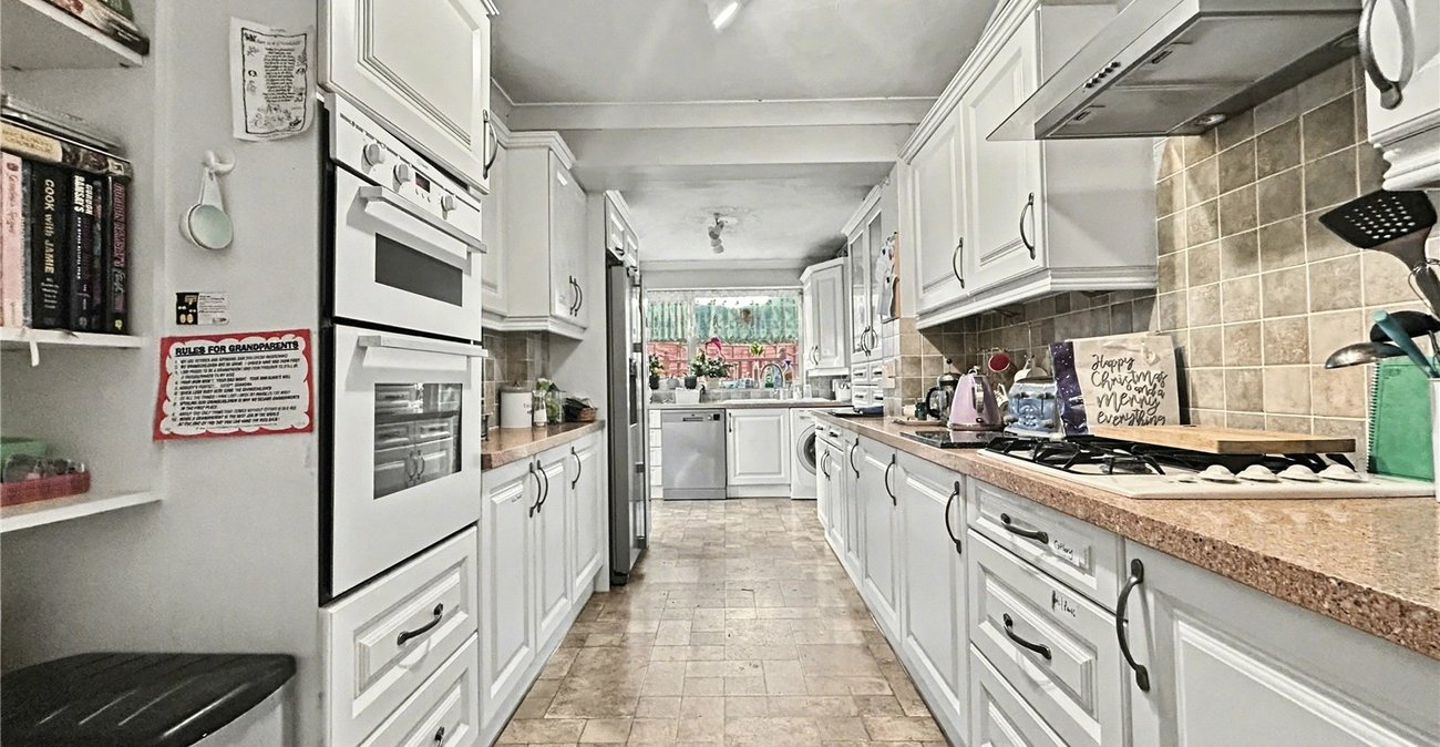 4 bedroom house for sale in Twydall | Robinson Michael & Jackson