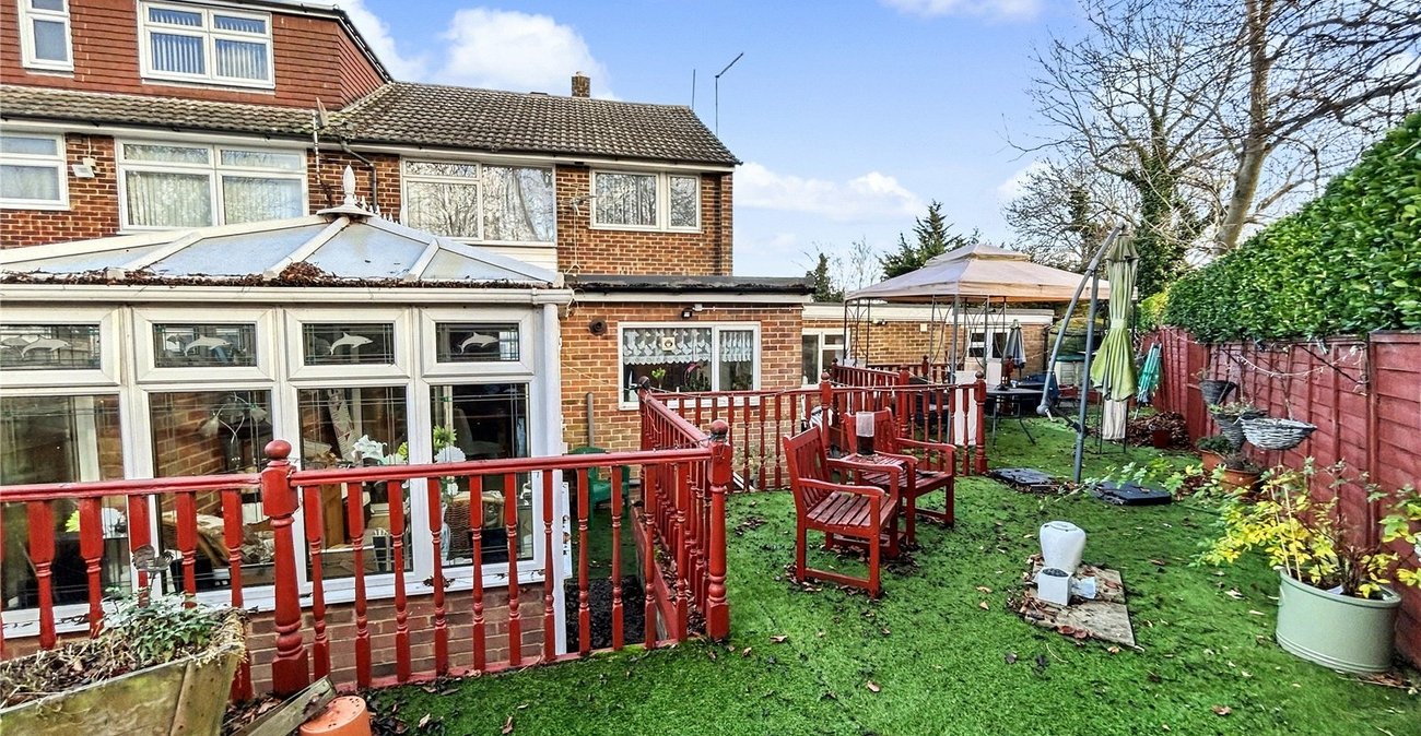 4 bedroom house for sale in Twydall | Robinson Michael & Jackson