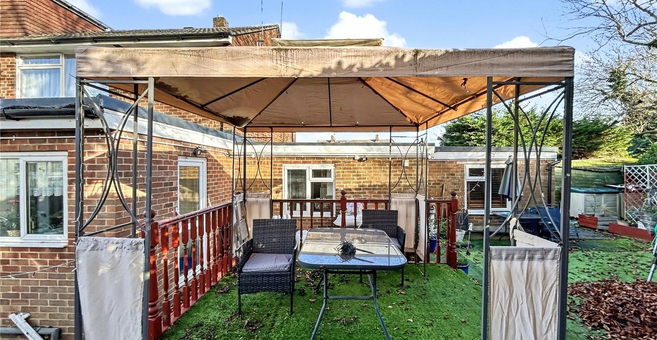 4 bedroom house for sale in Twydall | Robinson Michael & Jackson