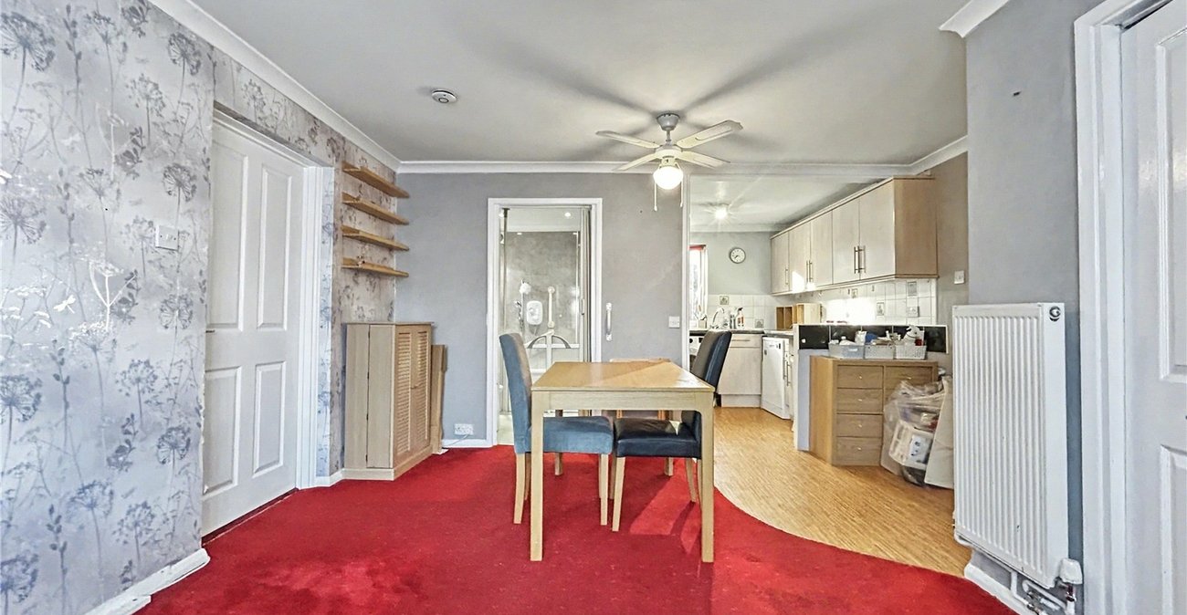 4 bedroom house for sale in Twydall | Robinson Michael & Jackson