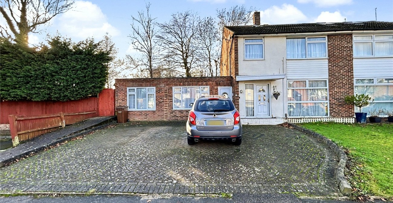 4 bedroom house for sale in Twydall | Robinson Michael & Jackson