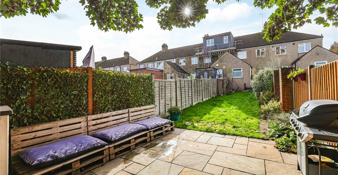 3 bedroom house for sale in West Dartford | Robinson Jackson