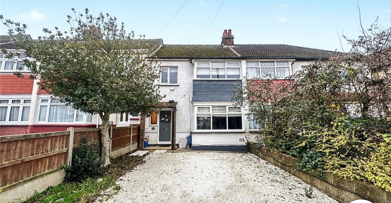 3 bedroom house for sale in Rochester | Robinson Michael & Jackson