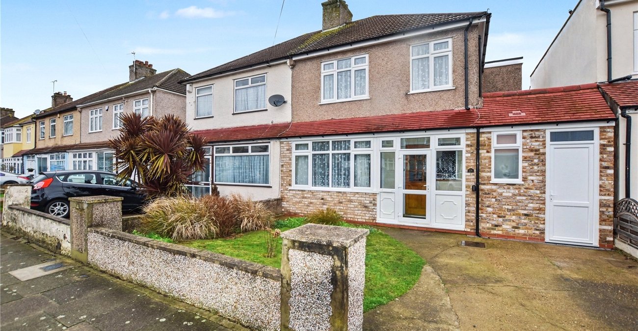 3 bedroom house for sale in Bexleyheath | Robinson Jackson