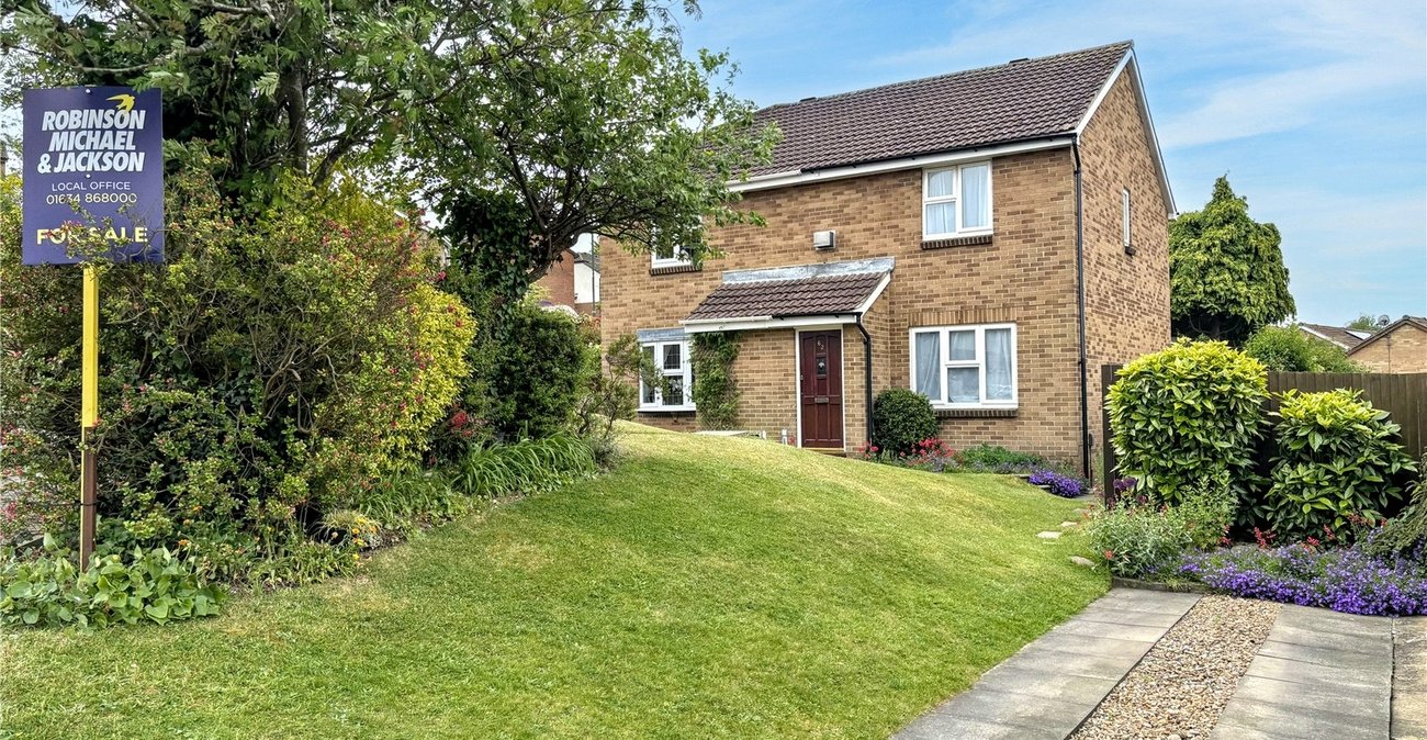 3 bedroom house for sale in Princes Park | Robinson Michael & Jackson