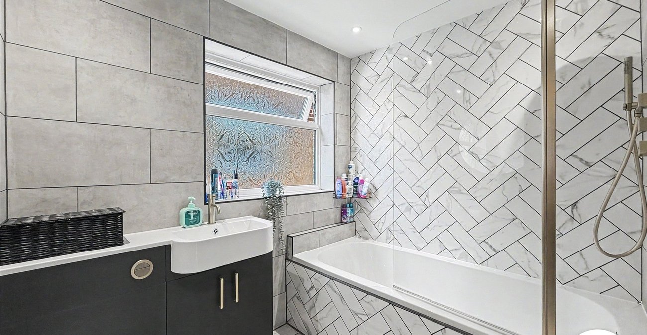4 bedroom house for sale in Walderslade | Robinson Michael & Jackson