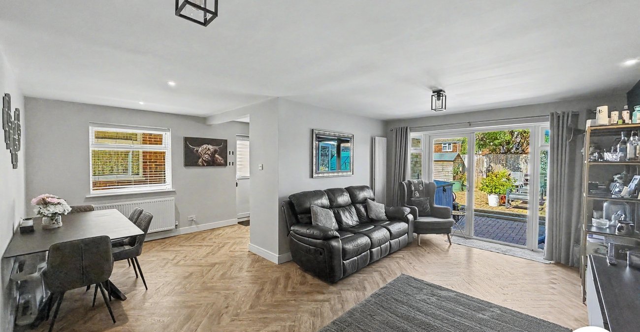 4 bedroom house for sale in Walderslade | Robinson Michael & Jackson