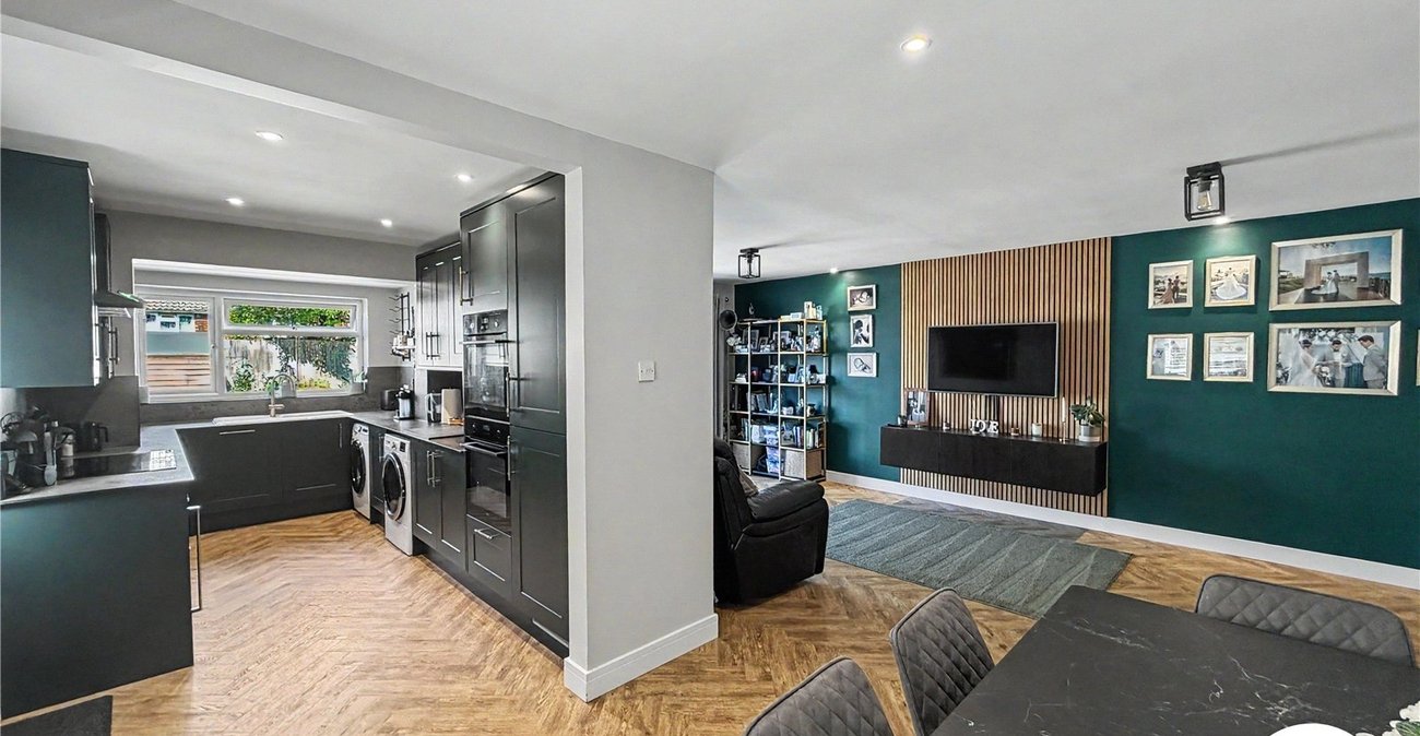 4 bedroom house for sale in Walderslade | Robinson Michael & Jackson