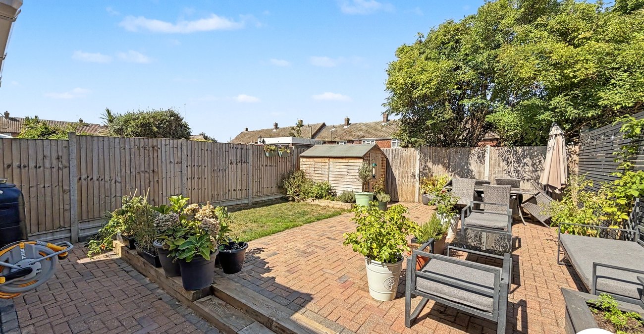 4 bedroom house for sale in Walderslade | Robinson Michael & Jackson
