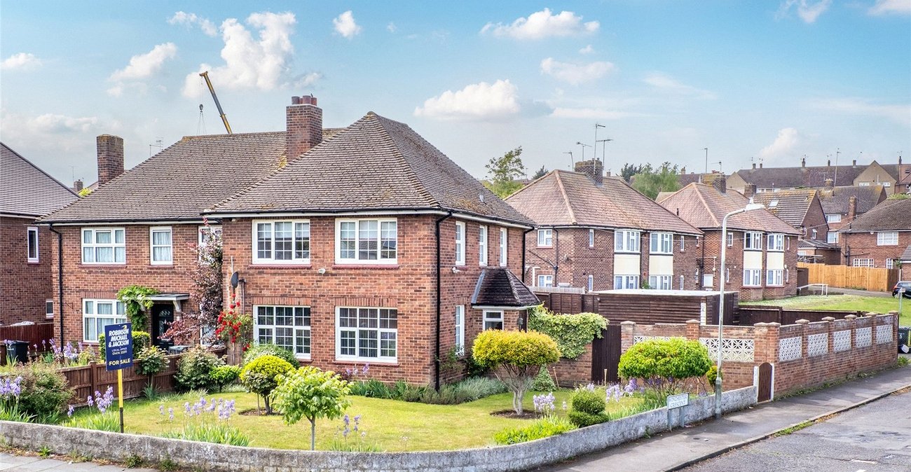 3 bedroom house for sale in Gravesend | Robinson Michael & Jackson