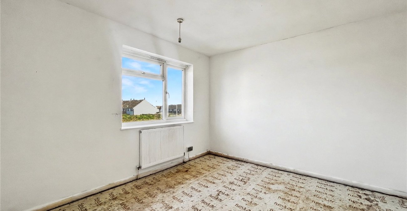 2 bedroom house for sale in Rainham | Robinson Michael & Jackson