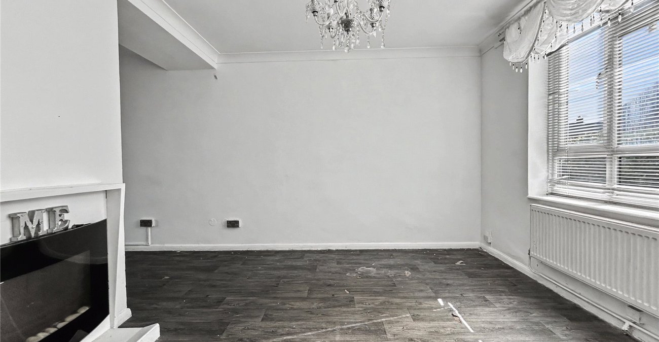 2 bedroom house for sale in Rainham | Robinson Michael & Jackson