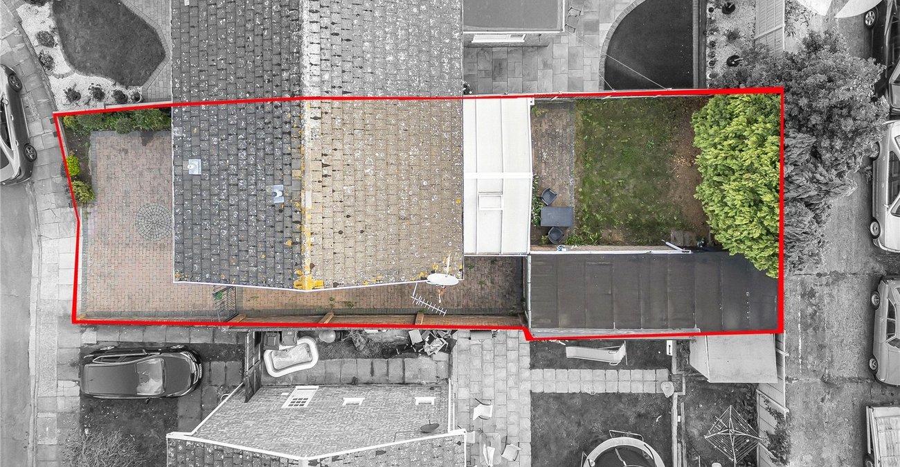 3 bedroom house for sale in West Dartford | Robinson Jackson