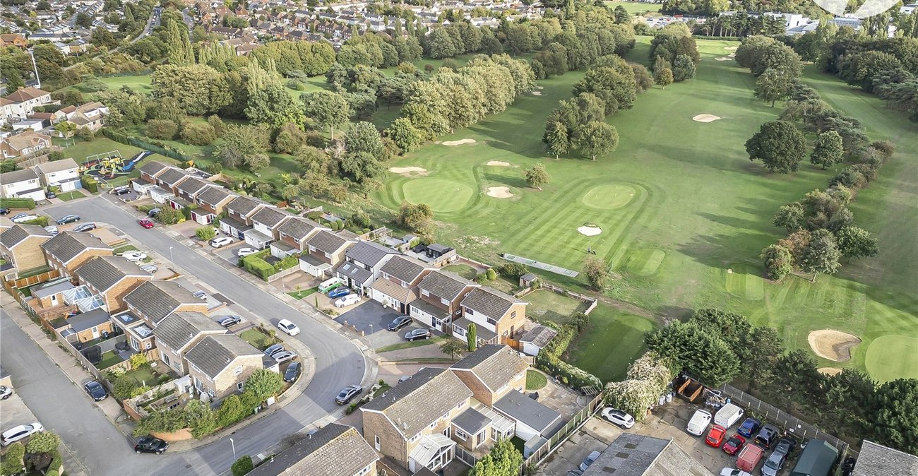 3 bedroom house for sale in West Dartford | Robinson Jackson