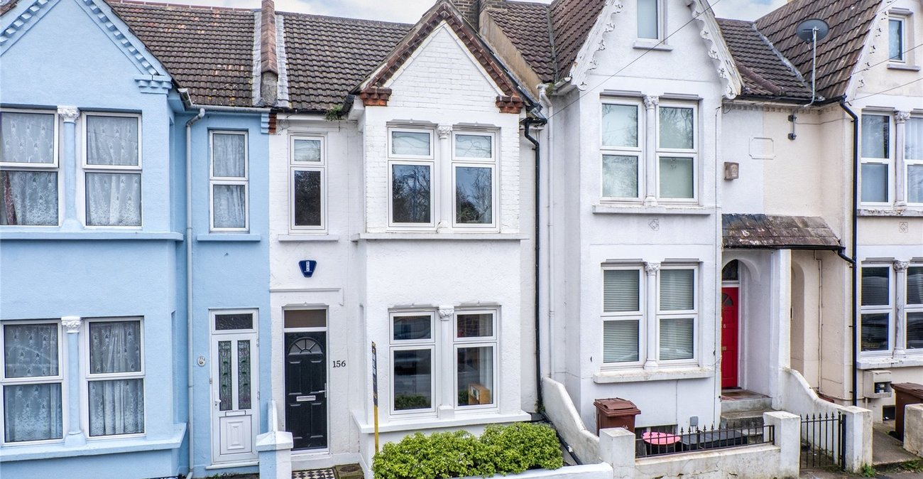 3 bedroom house for sale in Gillingham | Robinson Michael & Jackson