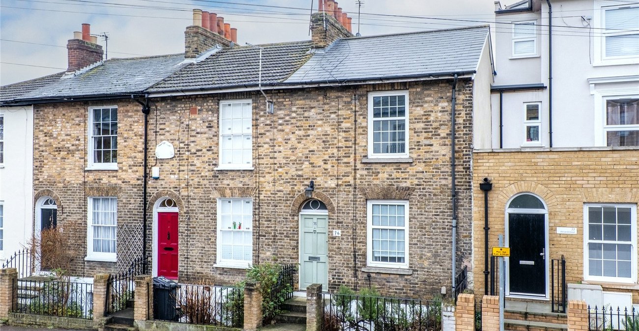 3 bedroom property for sale in Gravesend | Robinson Michael & Jackson