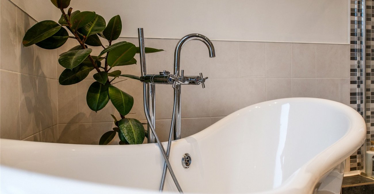 3 bedroom property for sale in Gravesend | Robinson Michael & Jackson