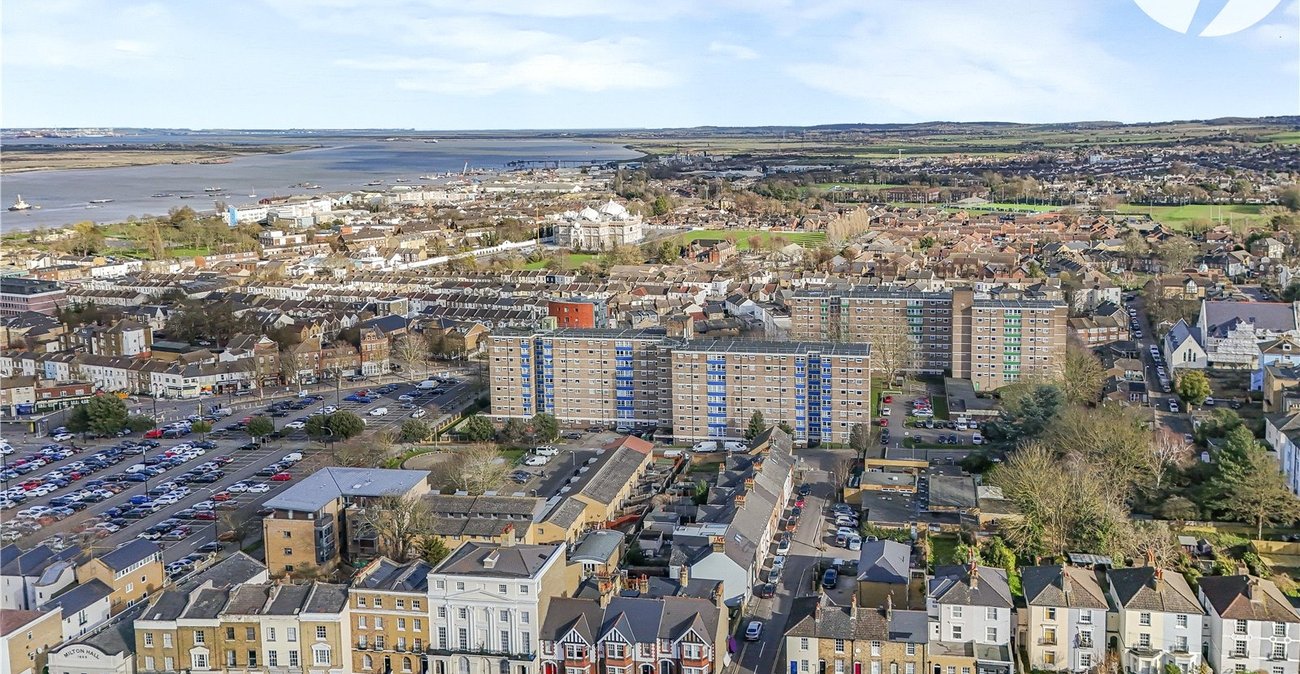 1 bedroom property for sale in Gravesend | Robinson Michael & Jackson