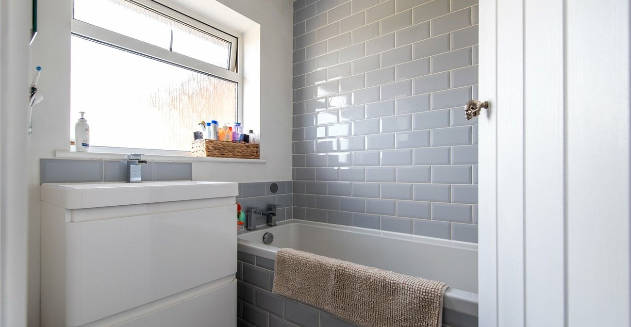 3 bedroom house for sale in Rochester | Robinson Michael & Jackson