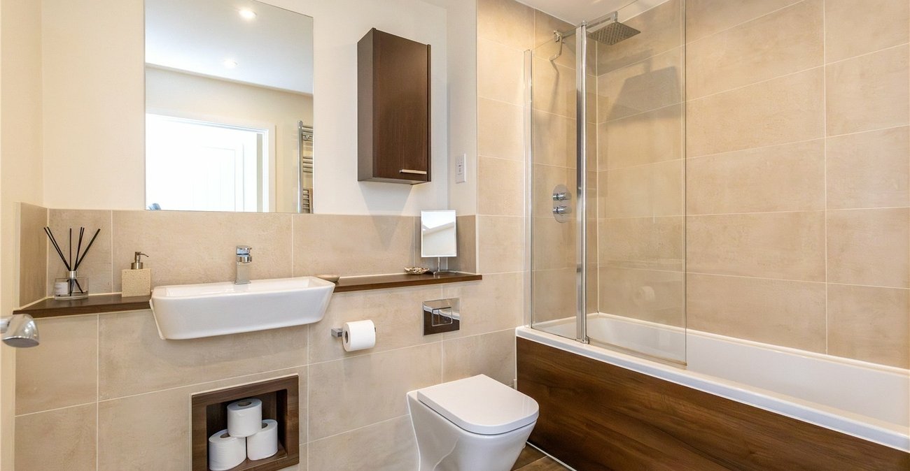 2 bedroom house for sale in Chatham | Robinson Michael & Jackson