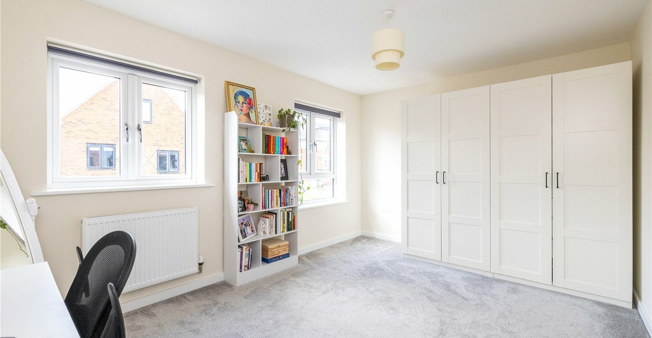 2 bedroom house for sale in Chatham | Robinson Michael & Jackson