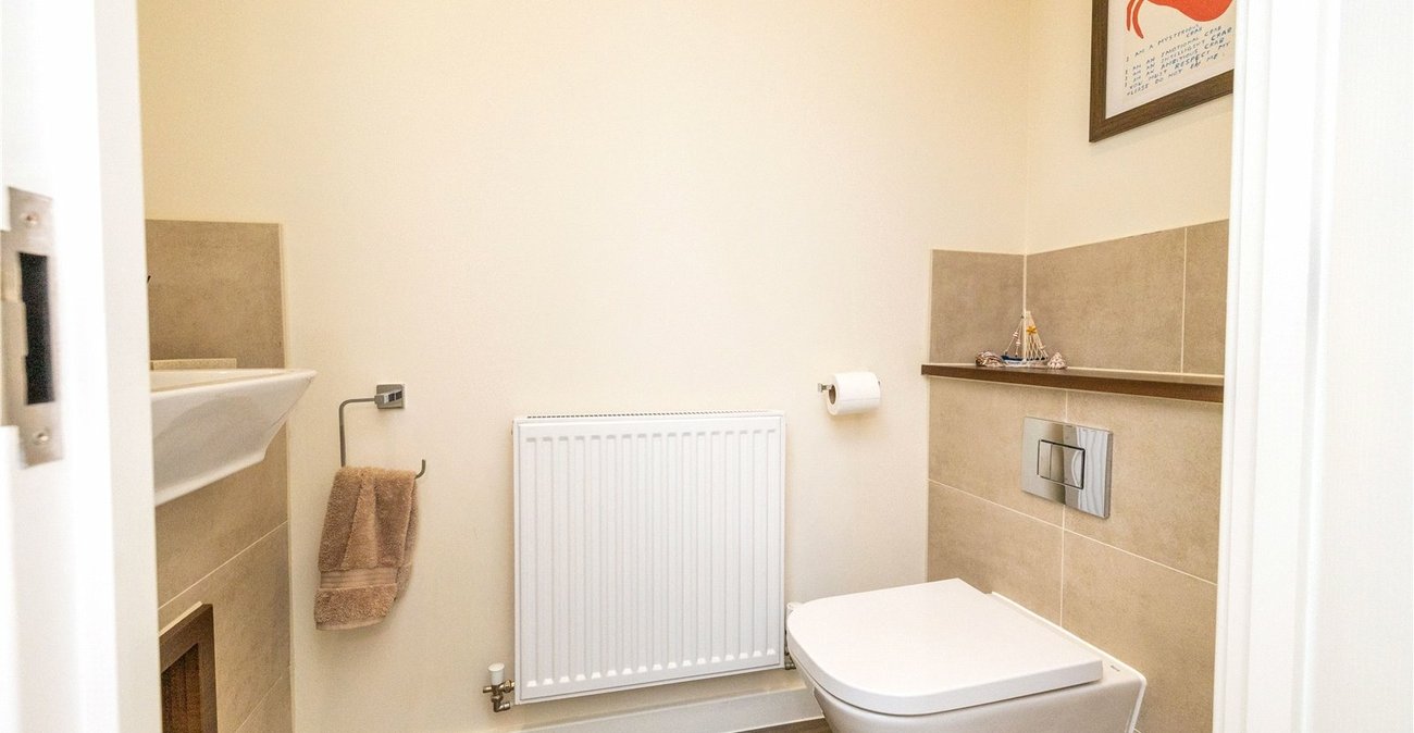 2 bedroom house for sale in Chatham | Robinson Michael & Jackson