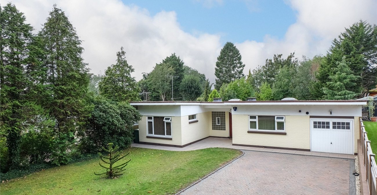 3 bedroom bungalow for sale in Maidstone | Robinson Michael & Jackson