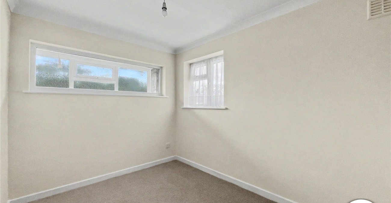 3 bedroom bungalow for sale in Sittingbourne | Robinson Michael & Jackson