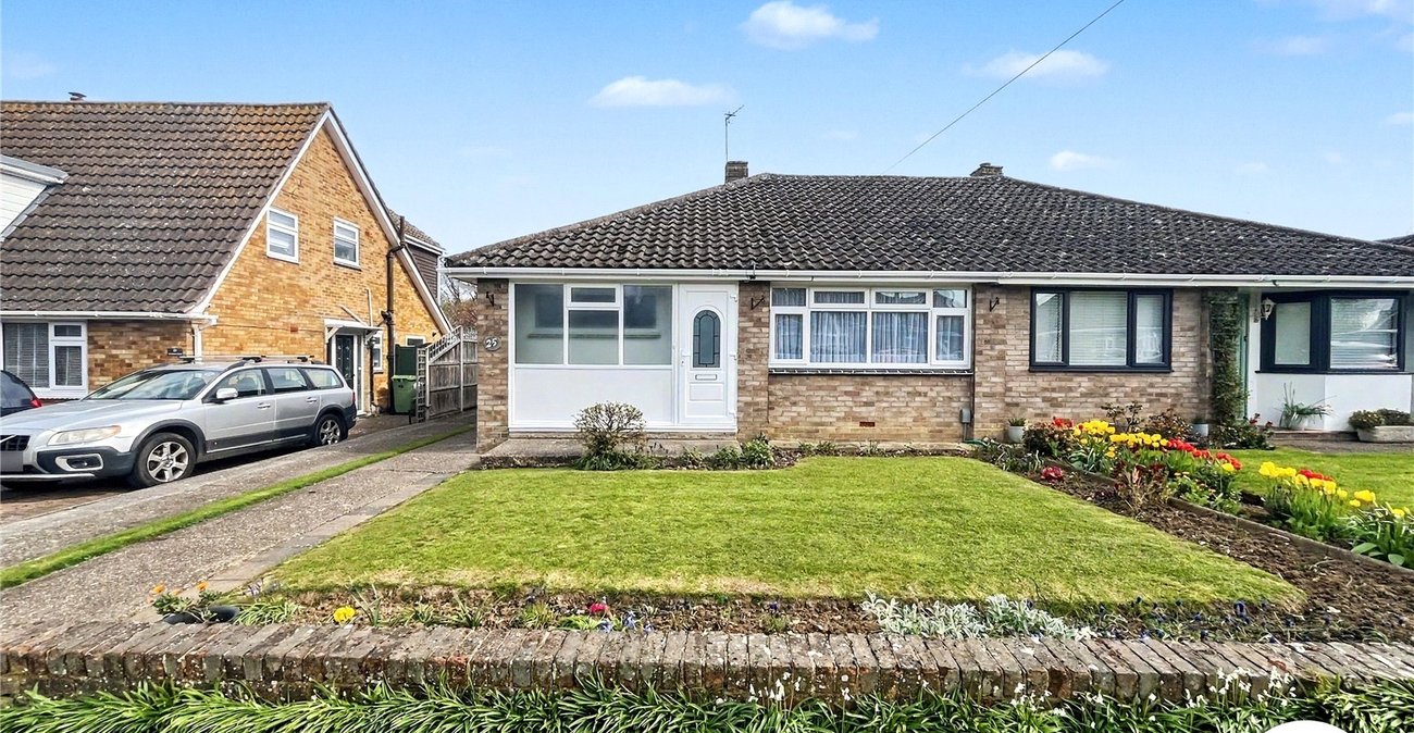 3 bedroom bungalow for sale in Sittingbourne | Robinson Michael & Jackson