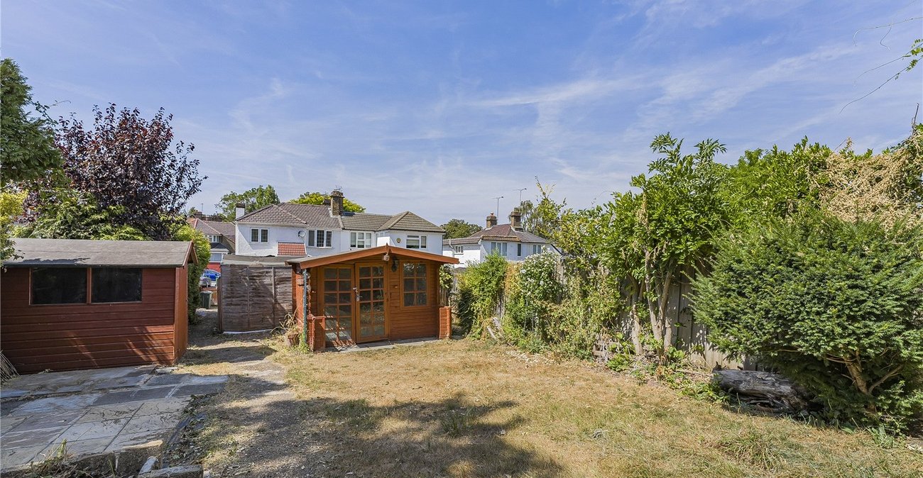 2 bedroom property for sale in West Dartford | Robinson Jackson