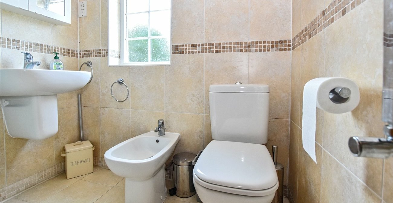 4 bedroom house for sale in Bexleyheath | Robinson Jackson