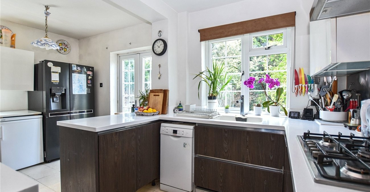 4 bedroom house for sale in Bexleyheath | Robinson Jackson