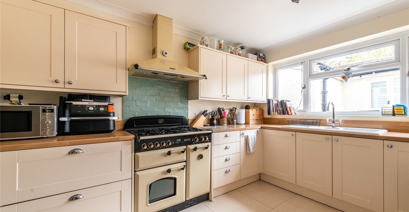 4 bedroom house for sale in Gravesend | Robinson Michael & Jackson