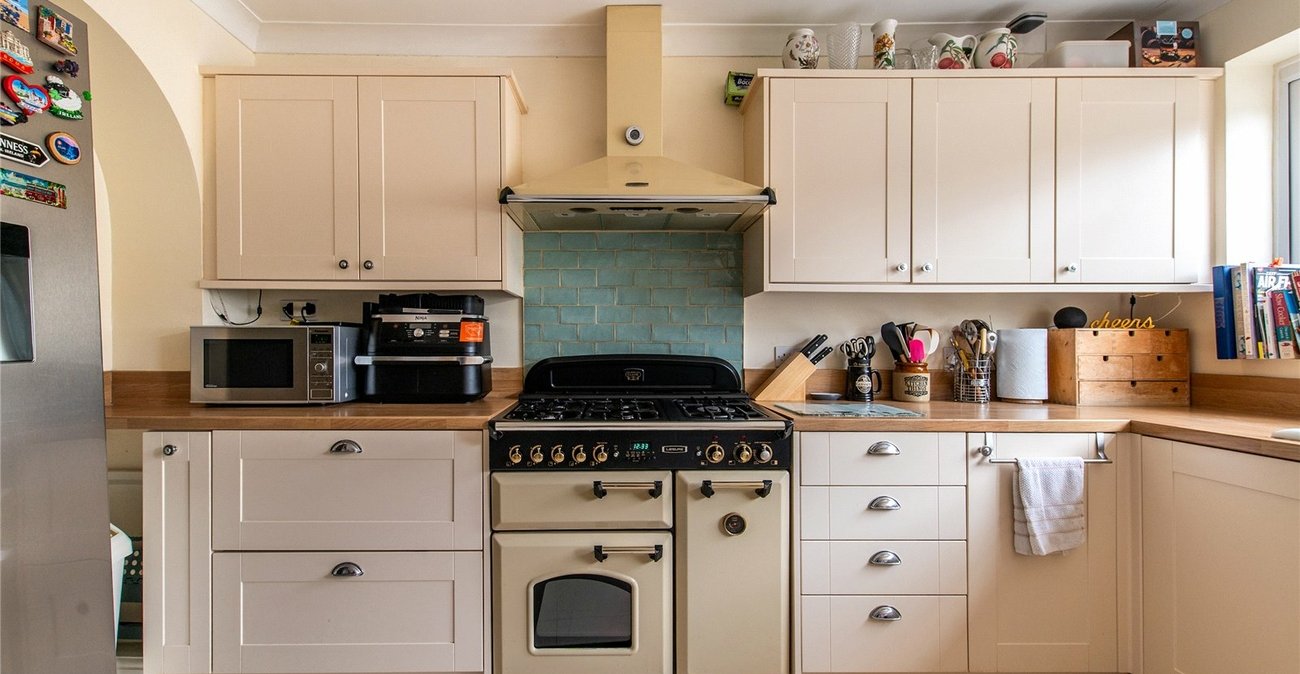 4 bedroom house for sale in Gravesend | Robinson Michael & Jackson