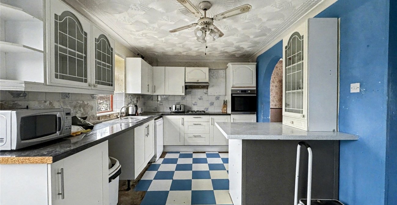 3 bedroom house for sale in Twydall | Robinson Michael & Jackson