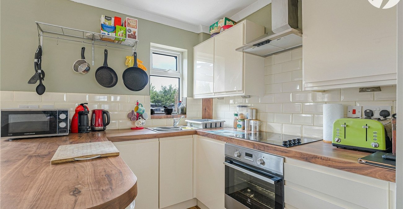 3 bedroom house for sale in Dartford | Robinson Jackson