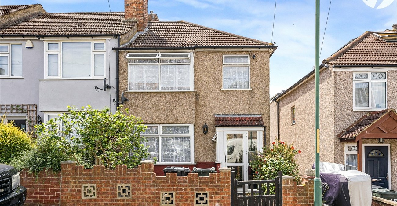 3 bedroom house for sale in Dartford | Robinson Jackson