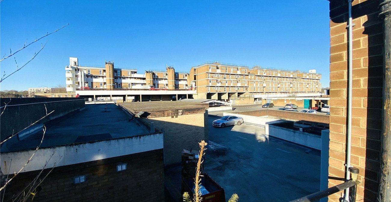 1 bedroom property for sale in London | Robinson Jackson