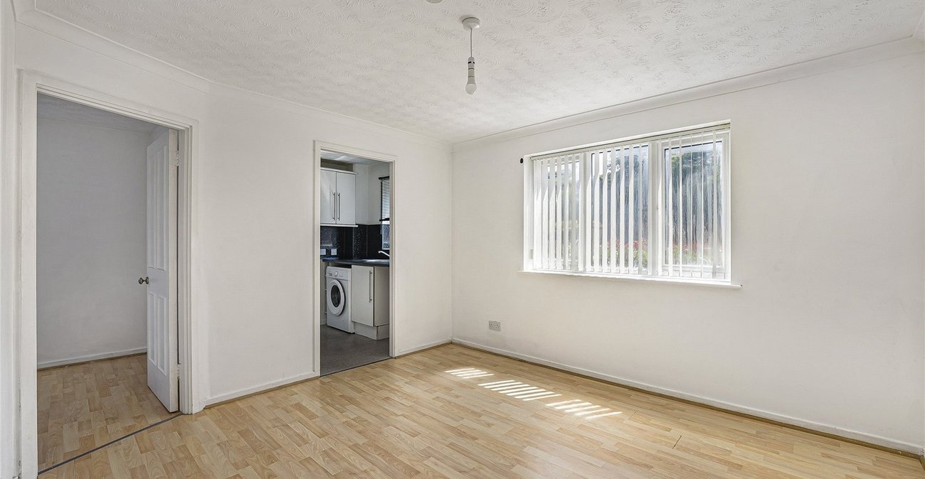 1 bedroom property for sale in Greenhithe | Robinson Jackson