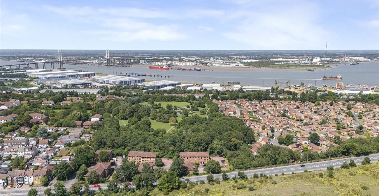 1 bedroom property for sale in Greenhithe | Robinson Jackson