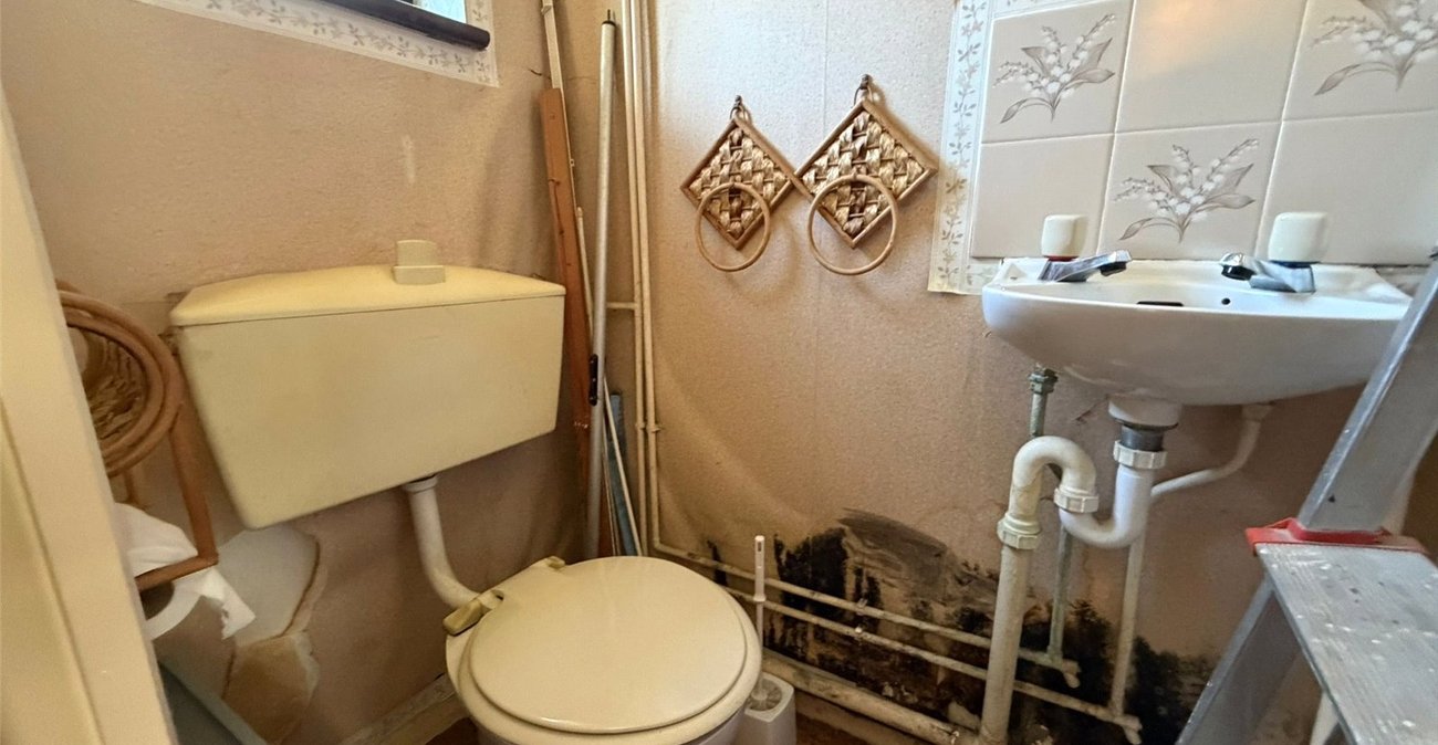 3 bedroom house for sale in Gravesend | Robinson Michael & Jackson