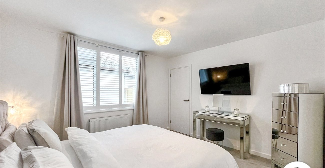 4 bedroom bungalow for sale in Sittingbourne | Robinson Michael & Jackson