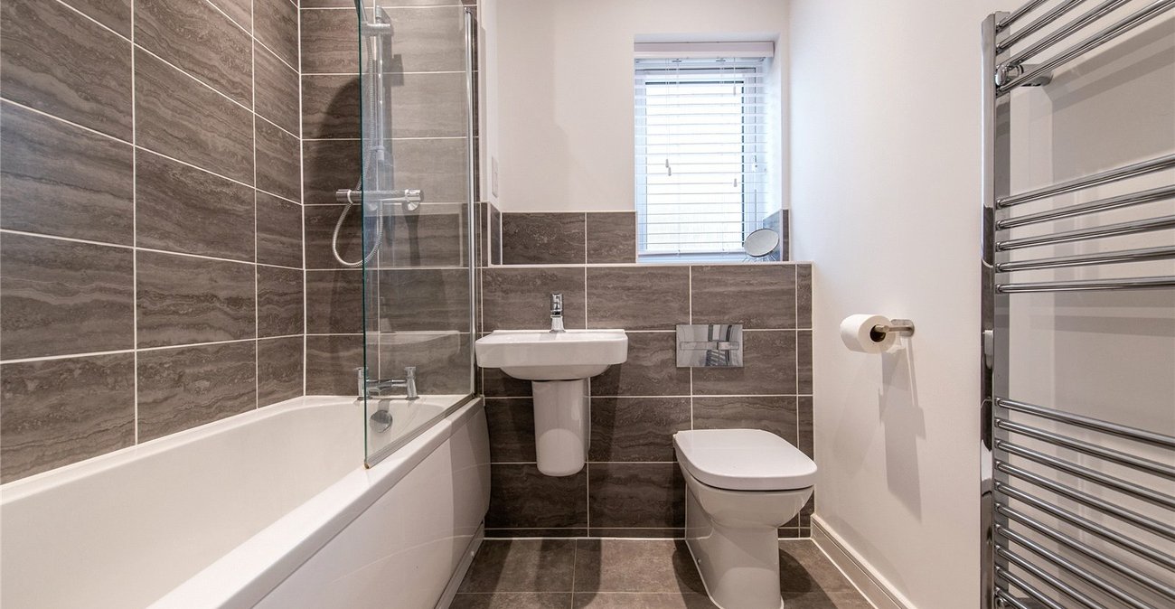 3 bedroom house for sale in Langley | Robinson Michael & Jackson