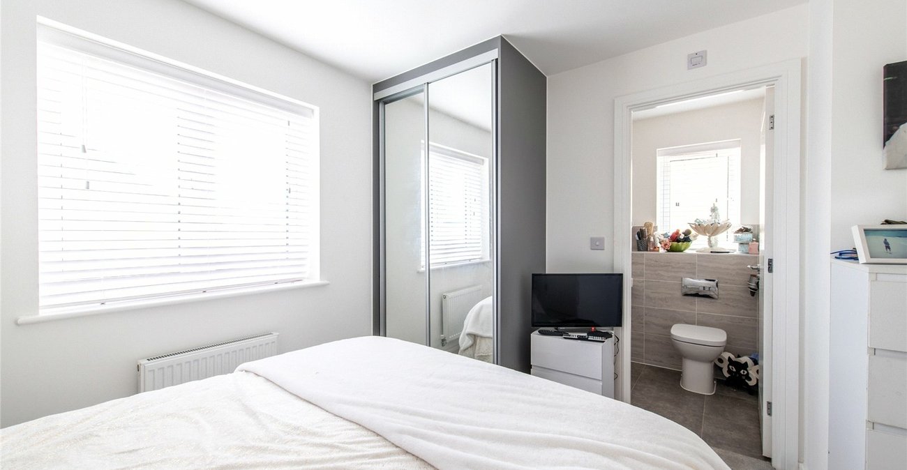 3 bedroom house for sale in Langley | Robinson Michael & Jackson