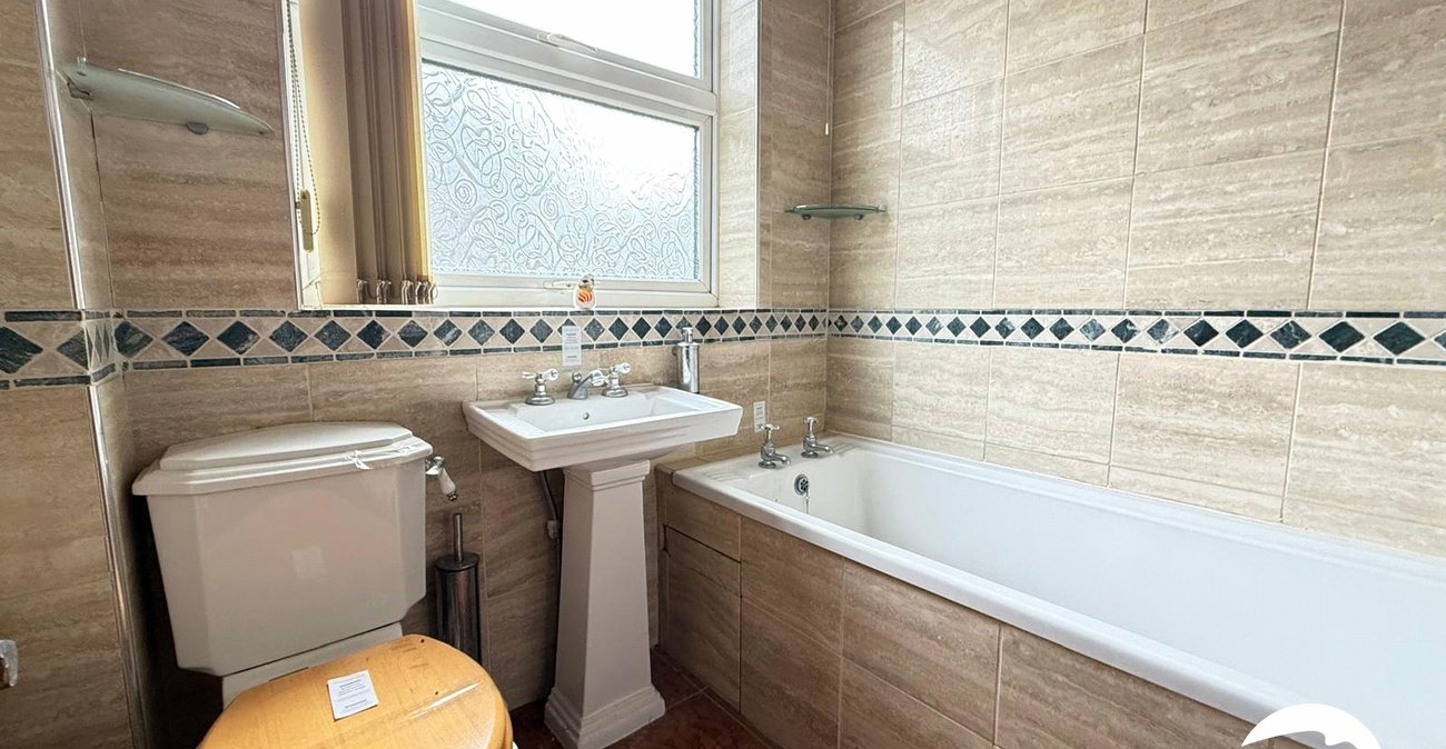 1 bedroom property for sale in London | Robinson Jackson