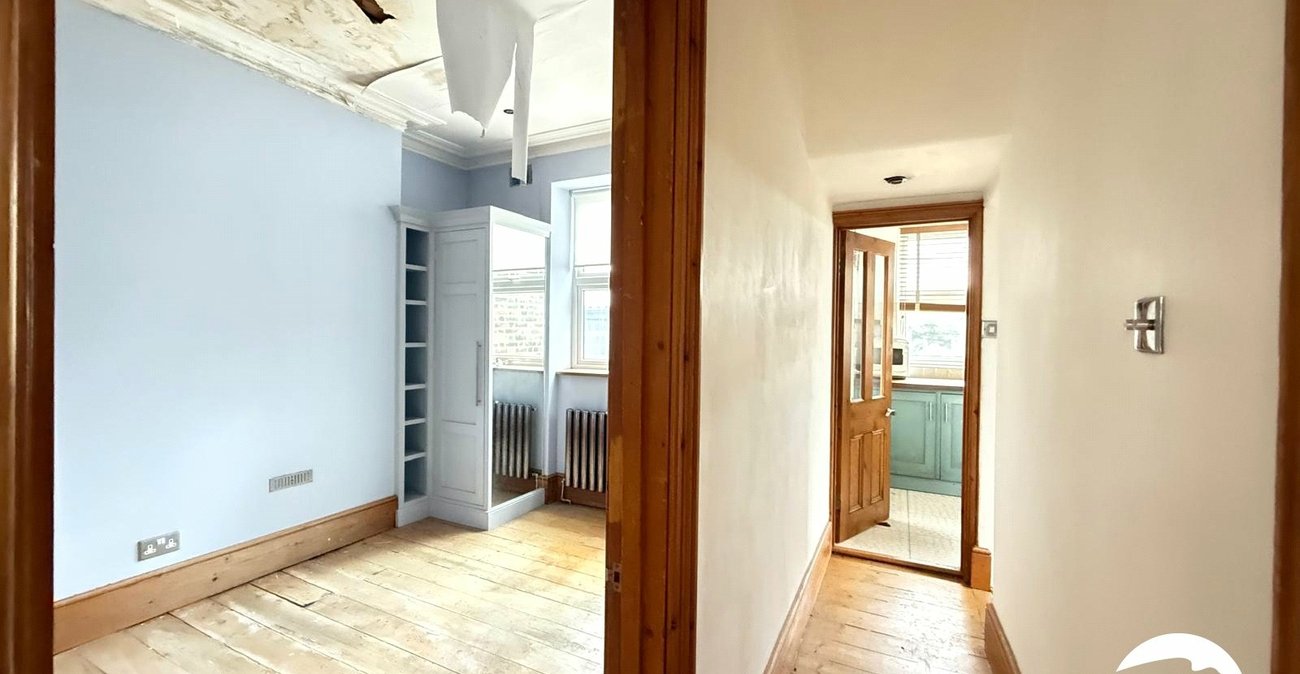 1 bedroom property for sale in London | Robinson Jackson