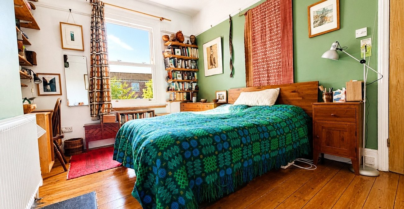 4 bedroom house for sale in London | Robinson Jackson