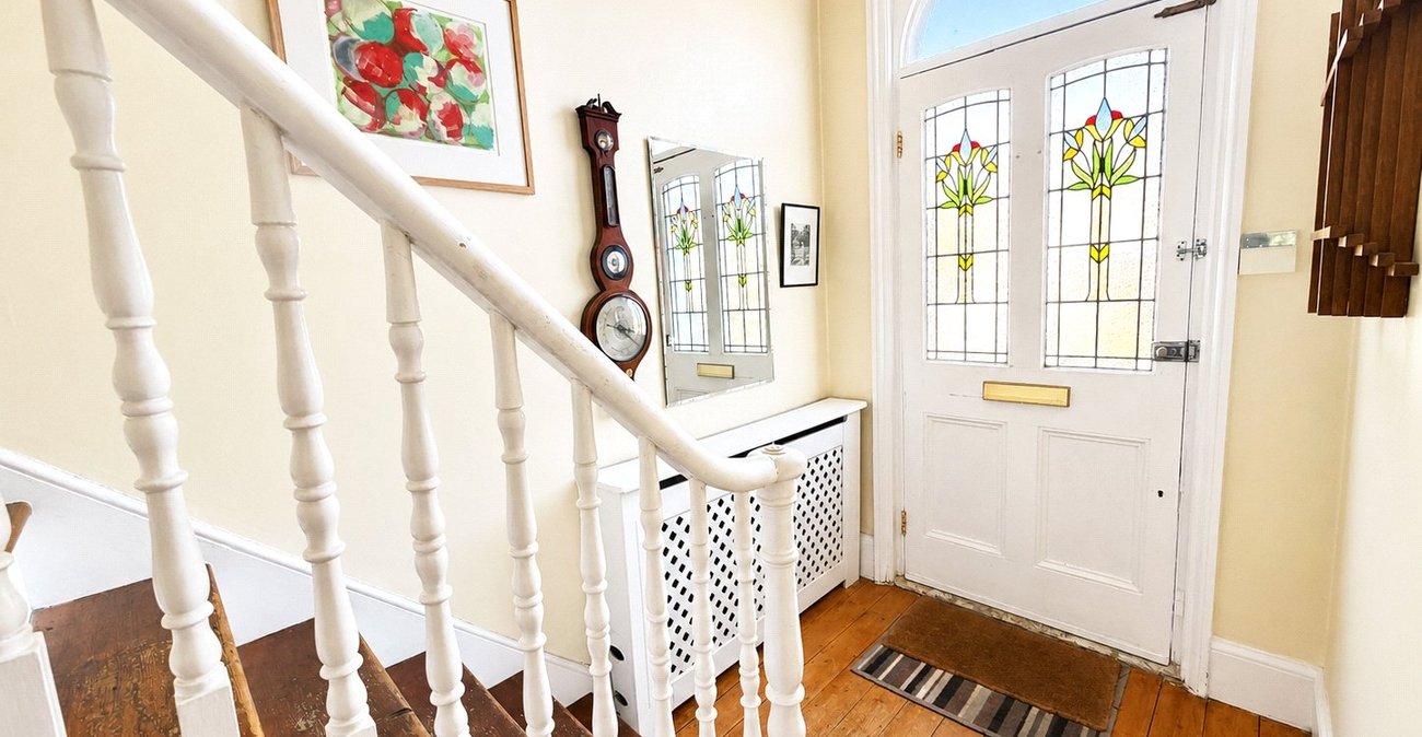 4 bedroom house for sale in London | Robinson Jackson