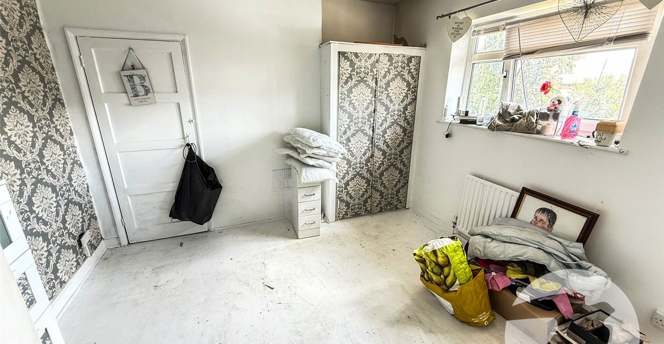2 bedroom property for sale in Mottingham | Robinson Jackson